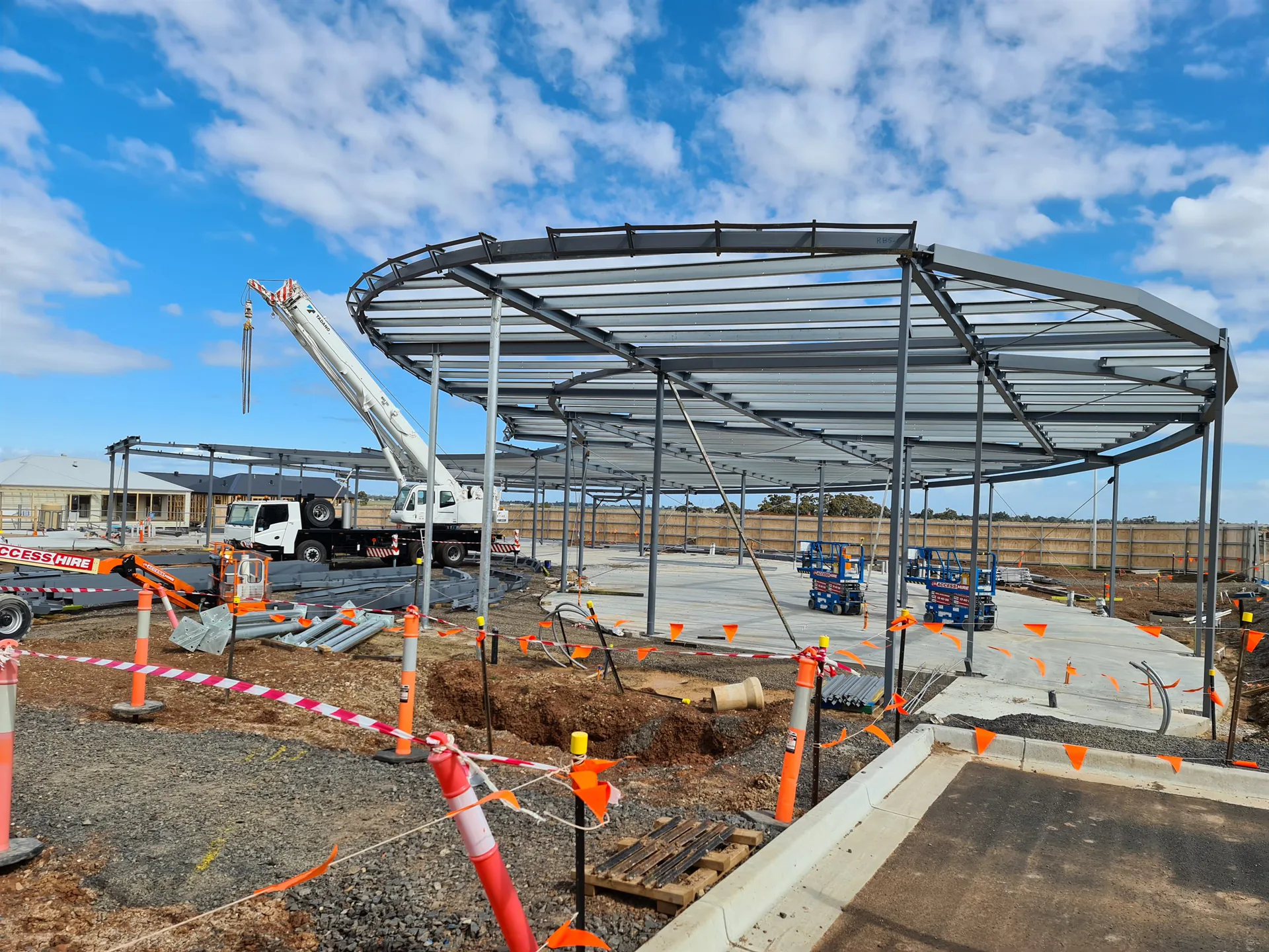 Lifestyle Plumpton Clubhouse structural steel project